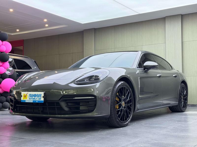 Porsche Panamera - фото 0