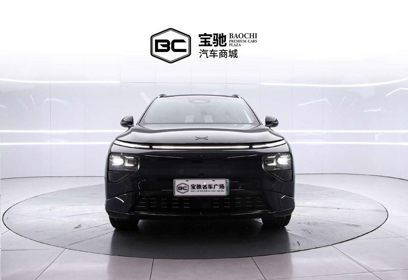 XPeng G9 - фото 1