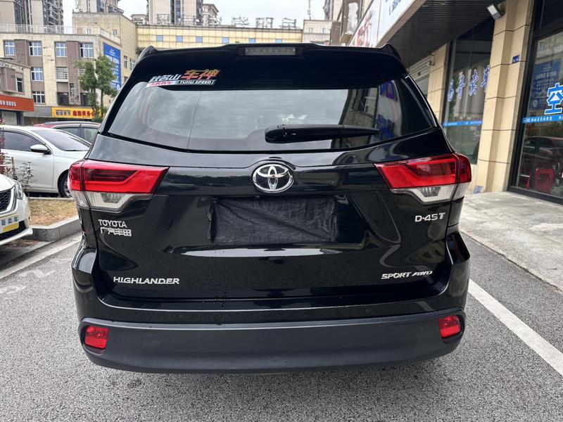 Toyota Highlander - фото 4
