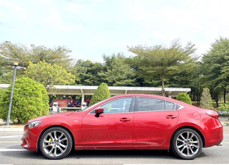 Mazda Atenza - фото 2