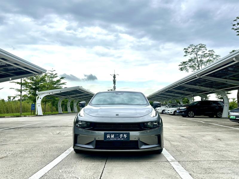 Lynk & Co 03 - фото 1