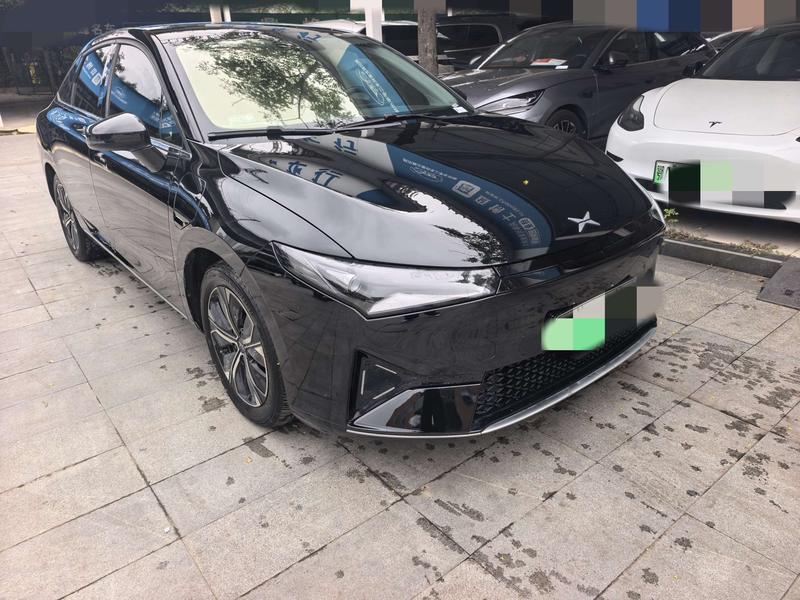 XPeng P5 - фото 2