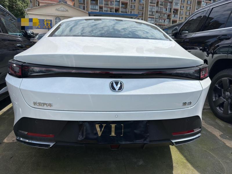 Changan Eado - фото 4