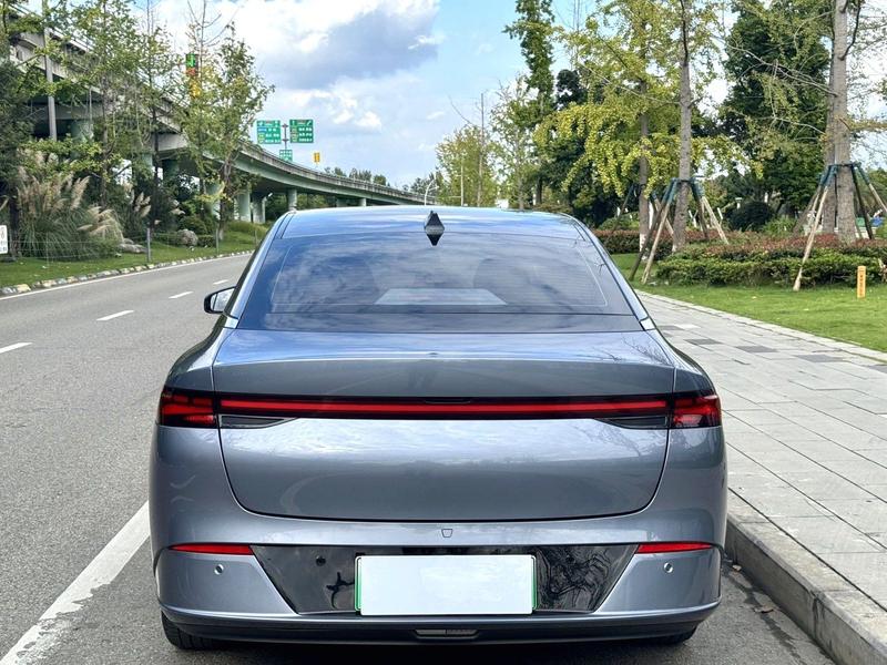 XPeng P5 - фото 4