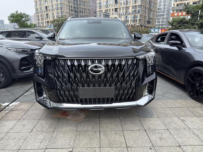 GAC Trumpchi GS8 - фото 1
