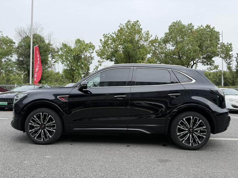 Hongqi HS5 - фото 3
