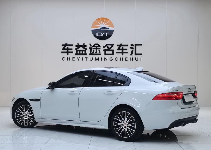 Jaguar XE - фото 3