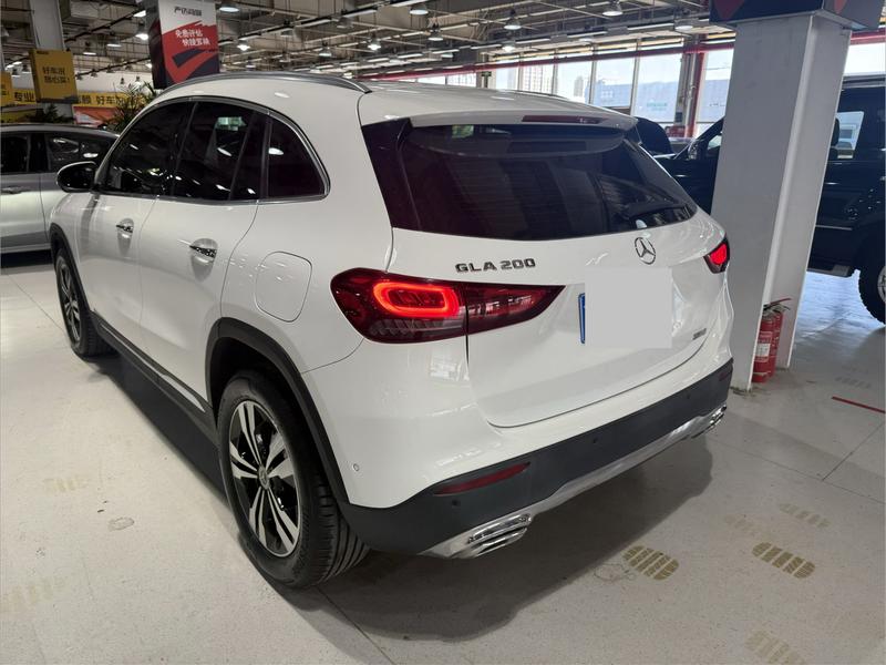 Mercedes-Benz GLA - фото 3