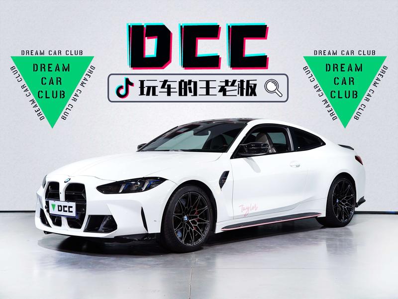 BMW M4 - фото 0