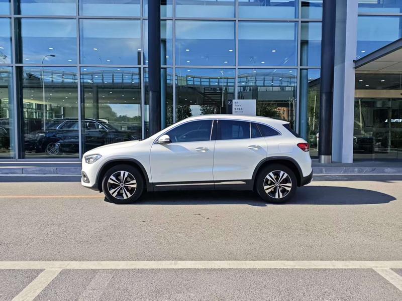 Mercedes-Benz GLA - фото 2