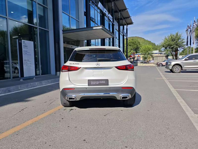 Mercedes-Benz GLA - фото 3