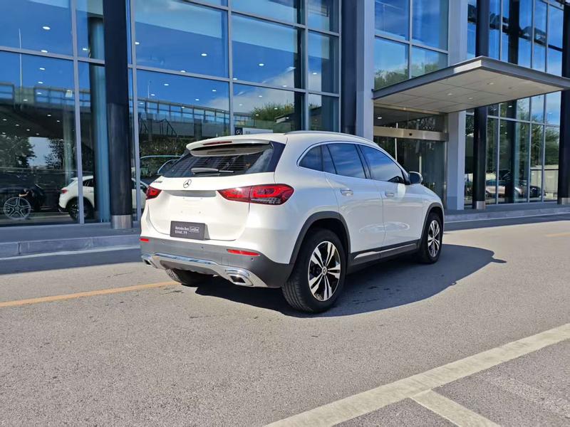 Mercedes-Benz GLA - фото 4