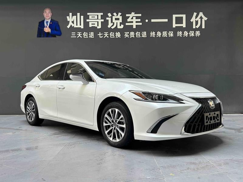 Lexus ES - фото 2