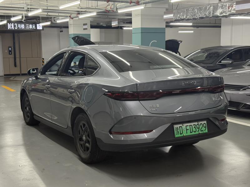 BYD Qin PLUS DM-i - фото 3