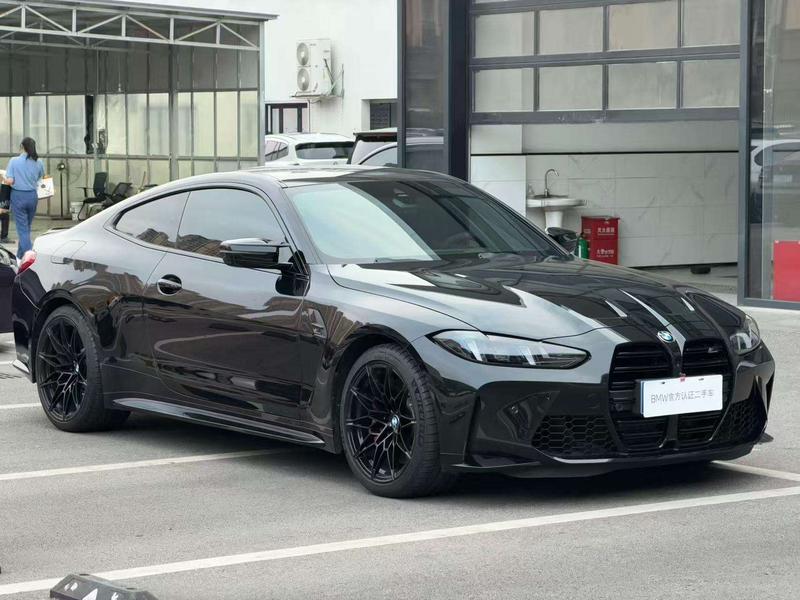 BMW M4 - фото 2