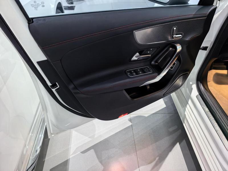 Mercedes-Benz A-Class - фото 4