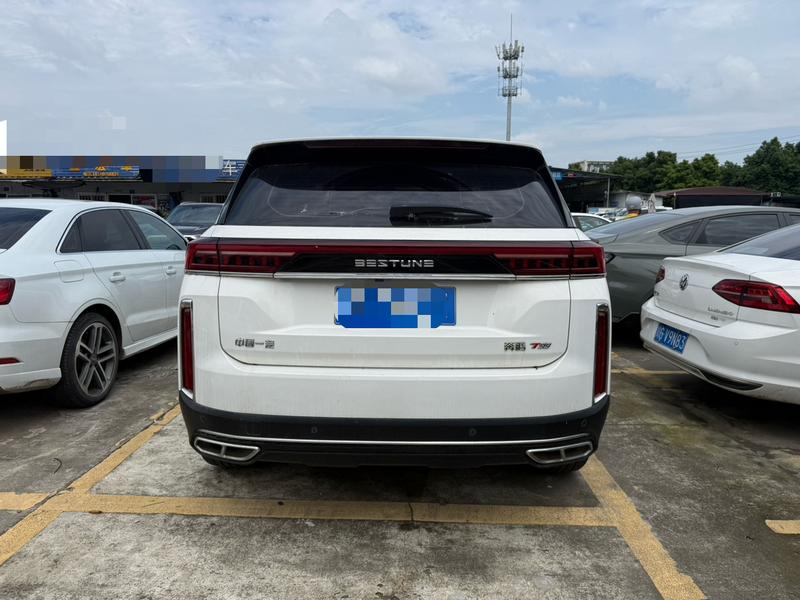 Besturn T99 - фото 4
