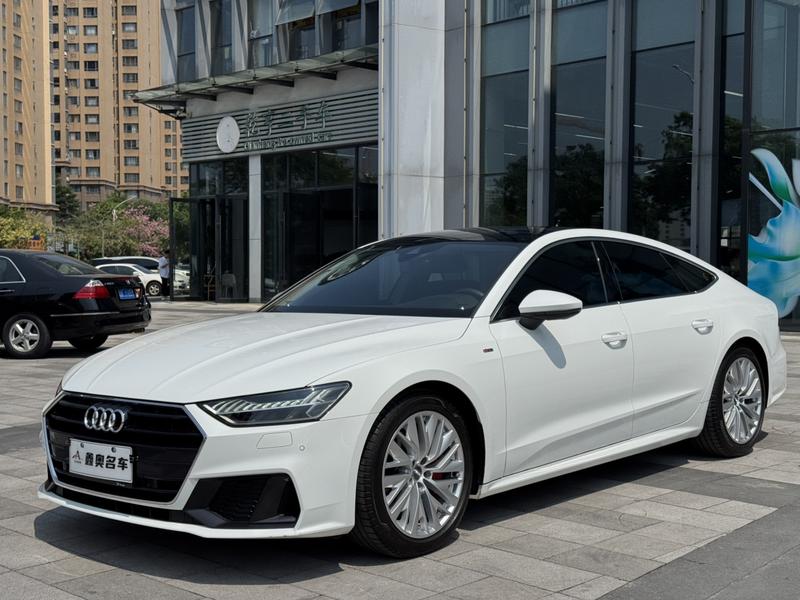 Audi A7 - фото 0