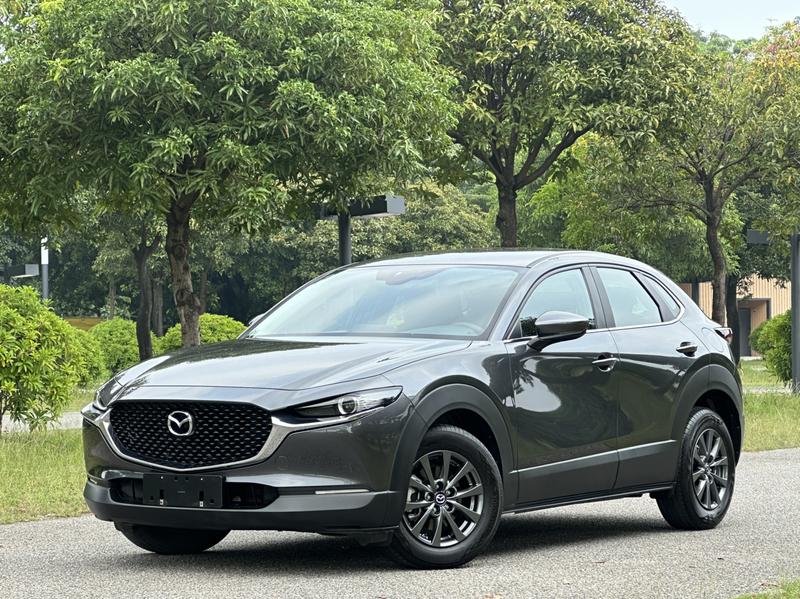 Mazda CX-30 - фото 0