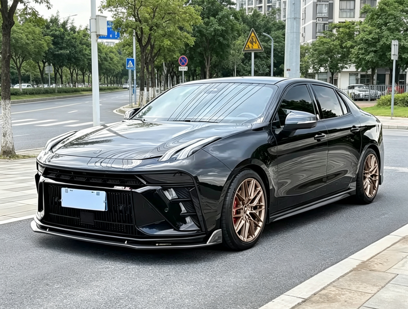Lynk & Co 03 - фото 0