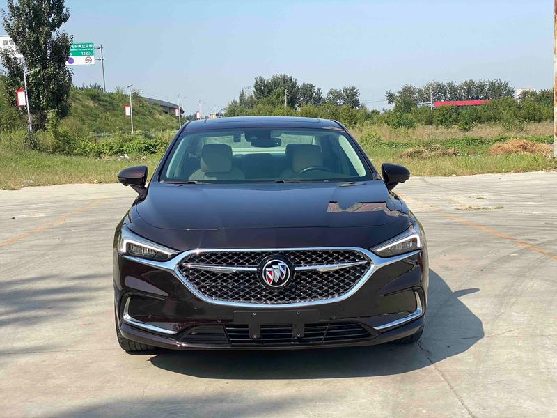 Buick LaCrosse - фото 1