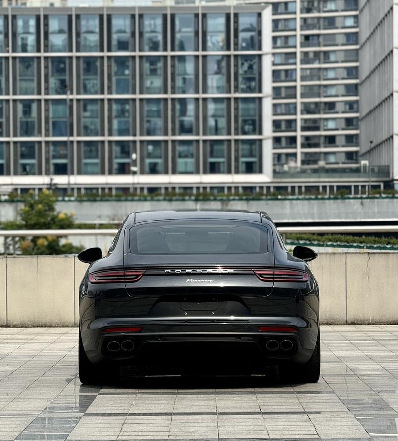 Porsche Panamera - фото 3