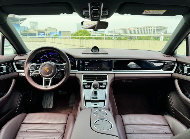 Porsche Panamera - фото 4