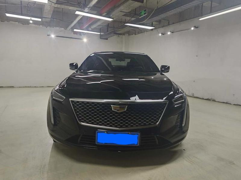 Cadillac CT6 - фото 1