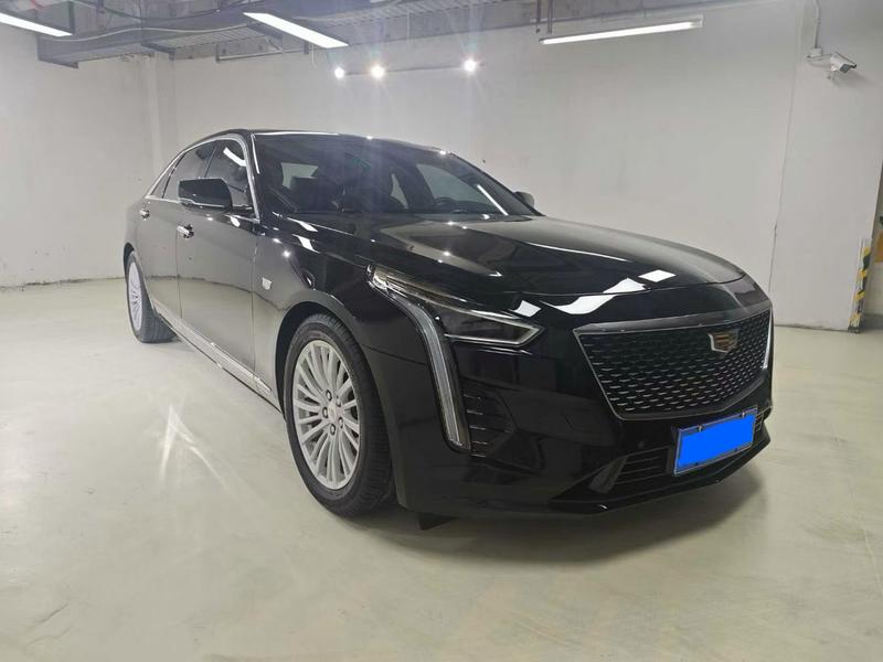 Cadillac CT6 - фото 2