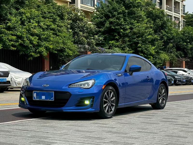 Subaru BRZ - фото 0