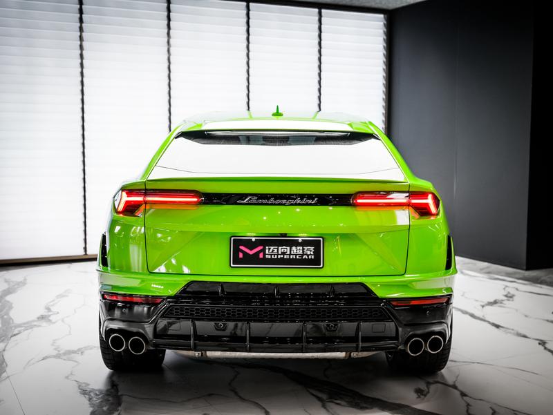 Lamborghini Urus - фото 3