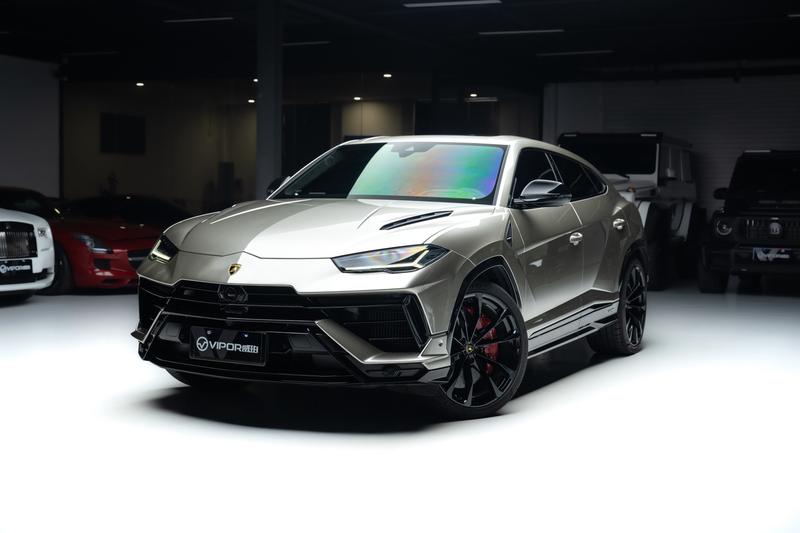 Lamborghini Urus - фото 0