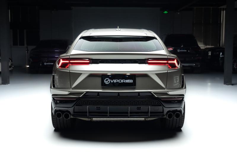 Lamborghini Urus - фото 3