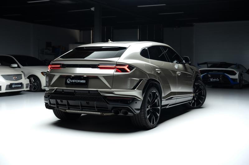 Lamborghini Urus - фото 4