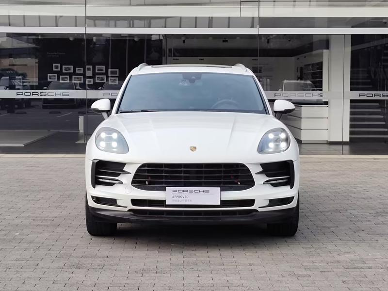 Porsche Macan - фото 1