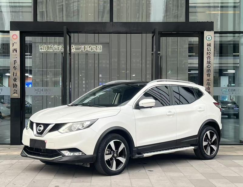Nissan Qashqai - фото 0