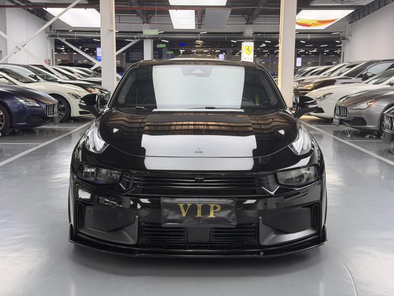 Lynk & Co 03 - фото 1