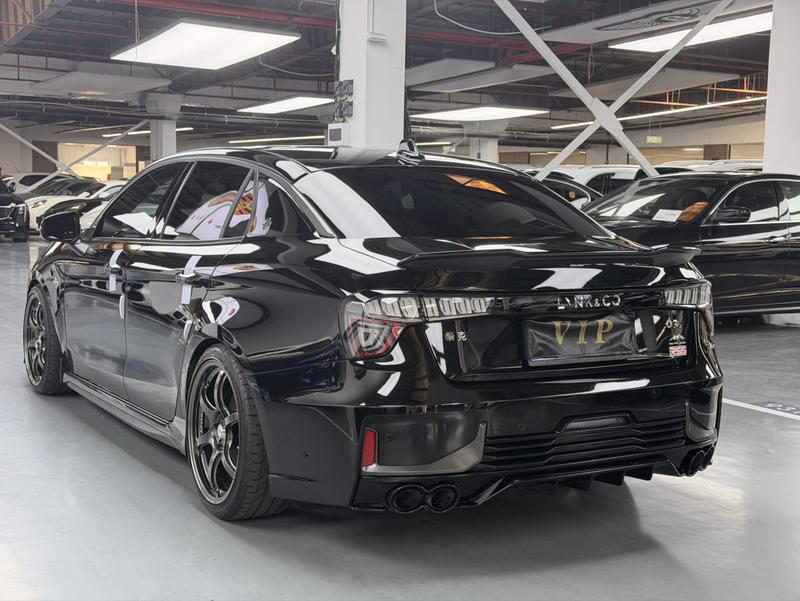 Lynk & Co 03 - фото 3