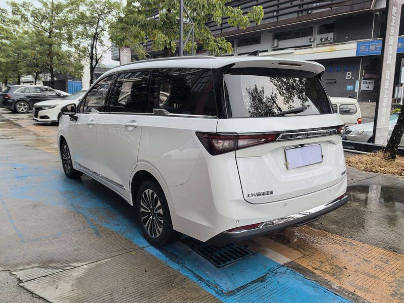 Wuling Jiachen - фото 3