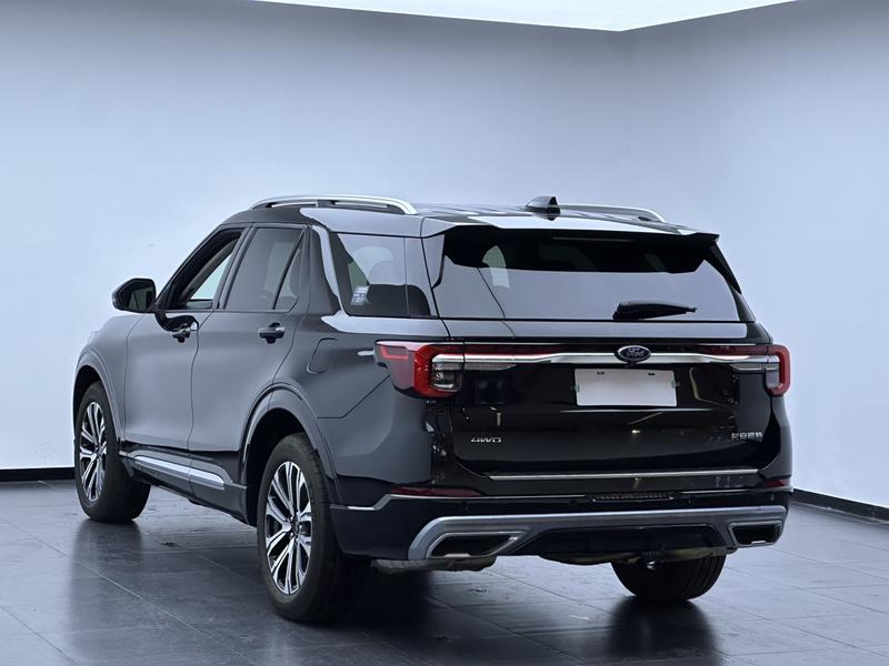 Ford Explorer - фото 3
