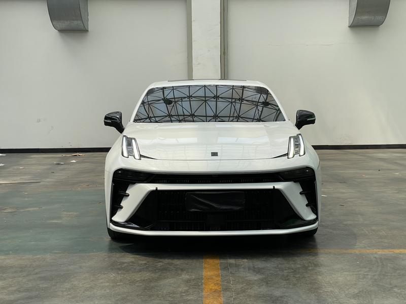 Lynk & Co 03 - фото 1