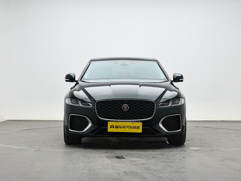 Jaguar XFL - фото 1