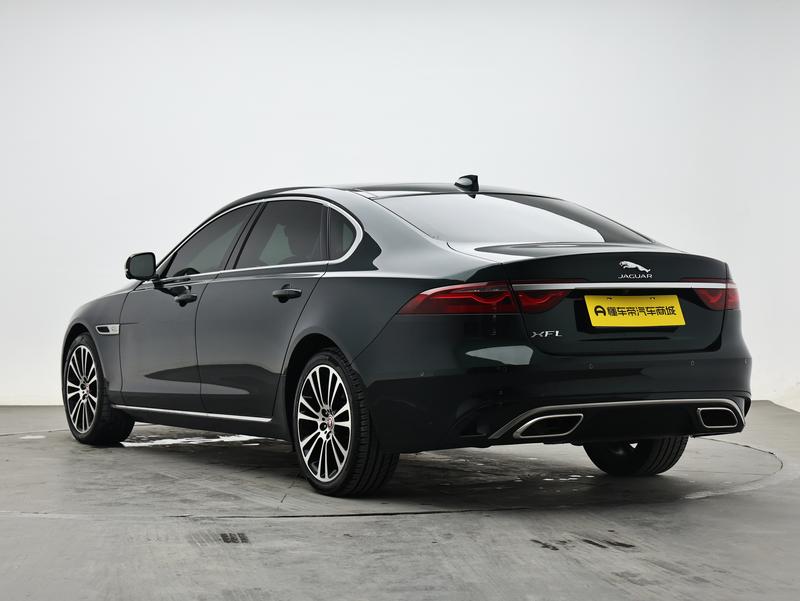 Jaguar XFL - фото 4