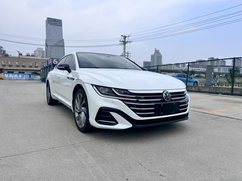 Volkswagen CC - фото 2