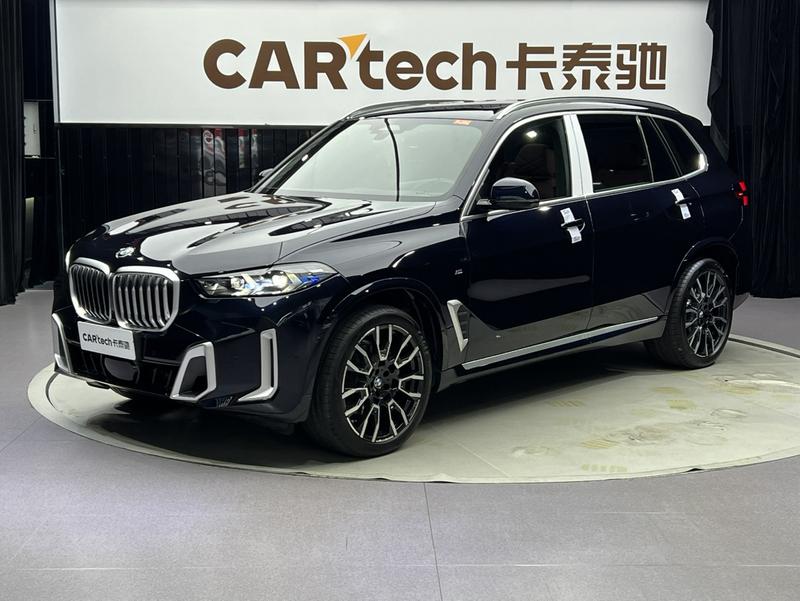 BMW X5 - фото 0