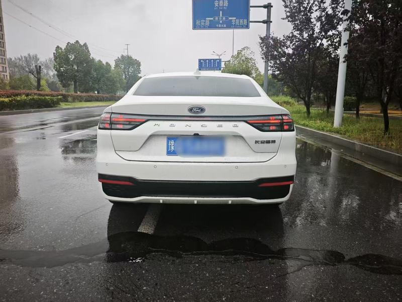 Ford Mondeo - фото 2