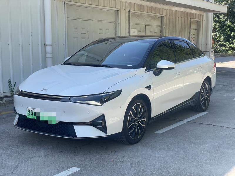 XPeng P5 - фото 0
