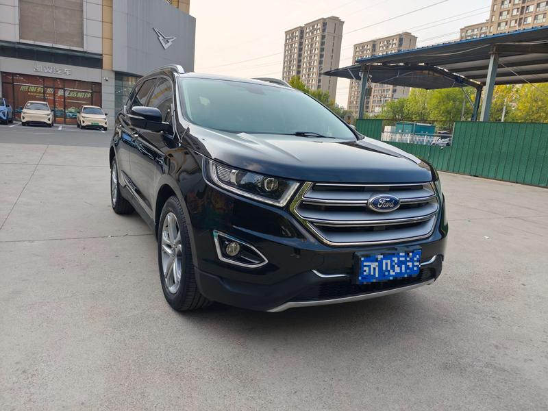 Ford Edge - фото 2