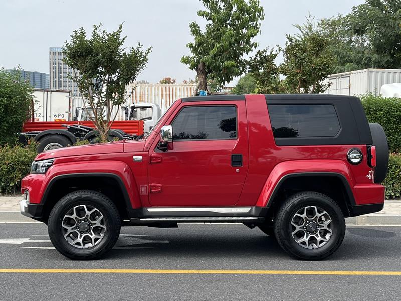BAIC OFF-ROAD BJ40 - фото 2