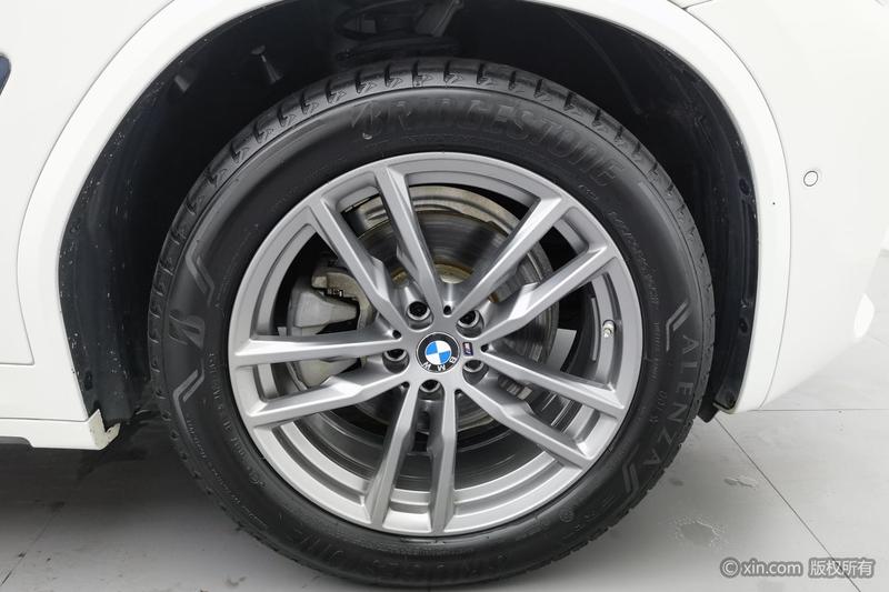 BMW X4 - фото 4